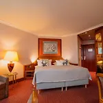 Revita - Naturresort & 5* 巴特劳特堡